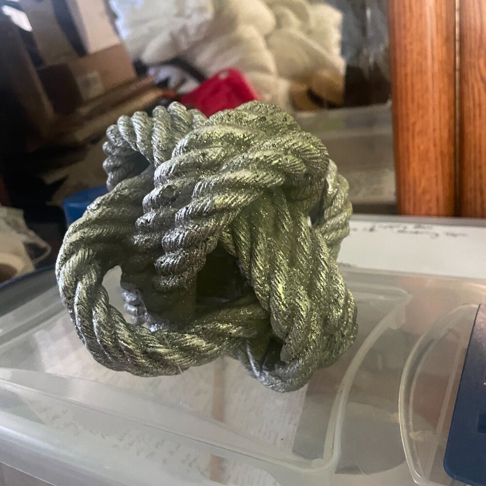 Decorative Rope Knot - Picture 2 of 3